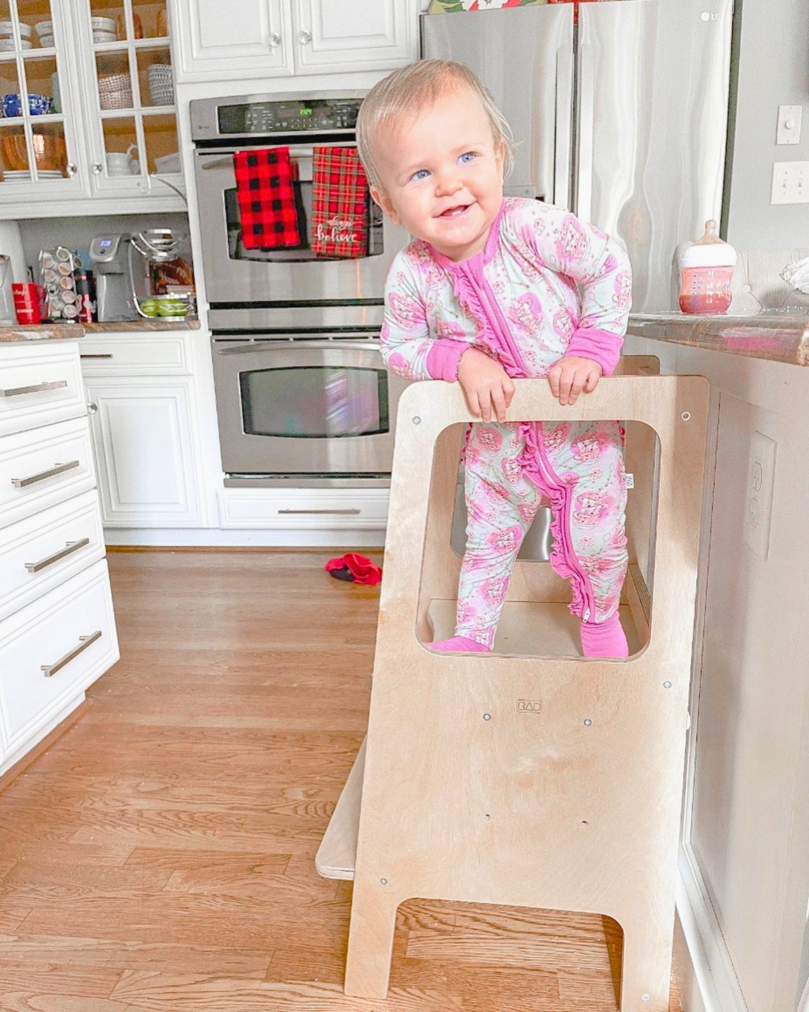 Furniture: Toddler Tower