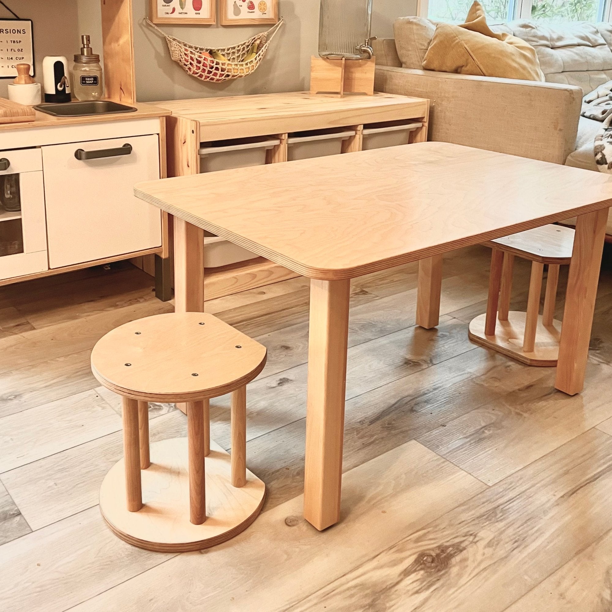 Furniture: Grow Stool