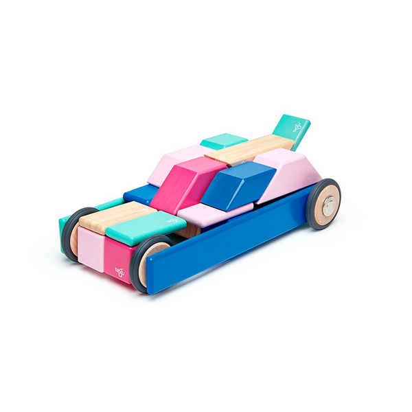 42-Piece Set Magnetic Wooden Blocks
