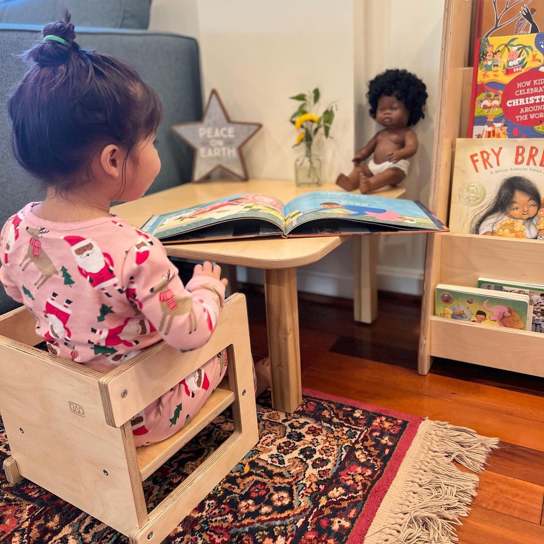 Furniture: Montessori Cube Chair