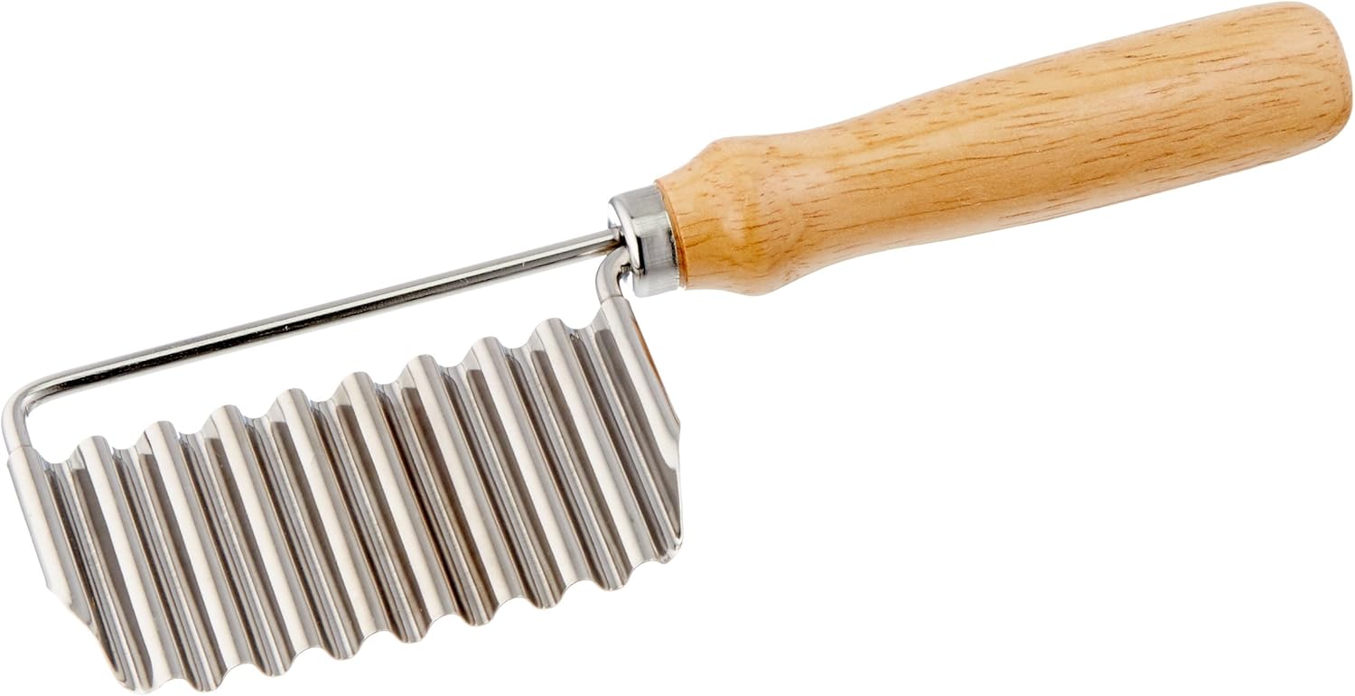 Wood Handle Crinkle Cutter