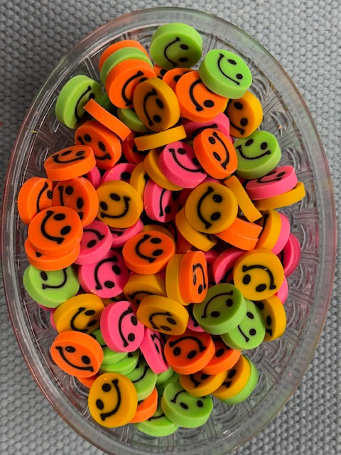 Free Gift w/ $50+  Purchase: 144 Pack of Smiley Faces