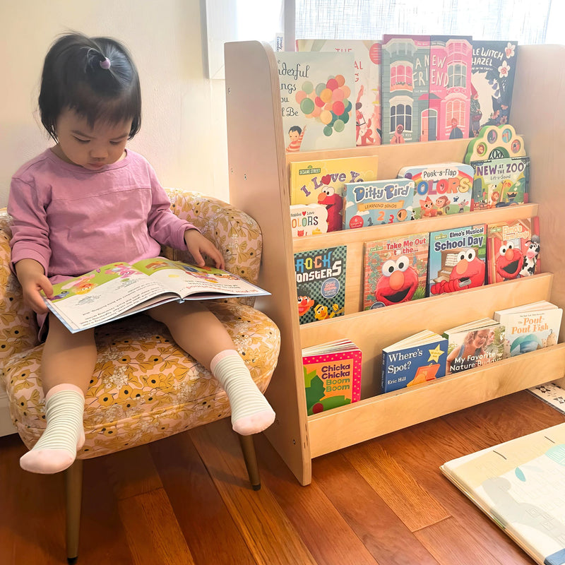 Furniture: Tiered Montessori Bookshelf