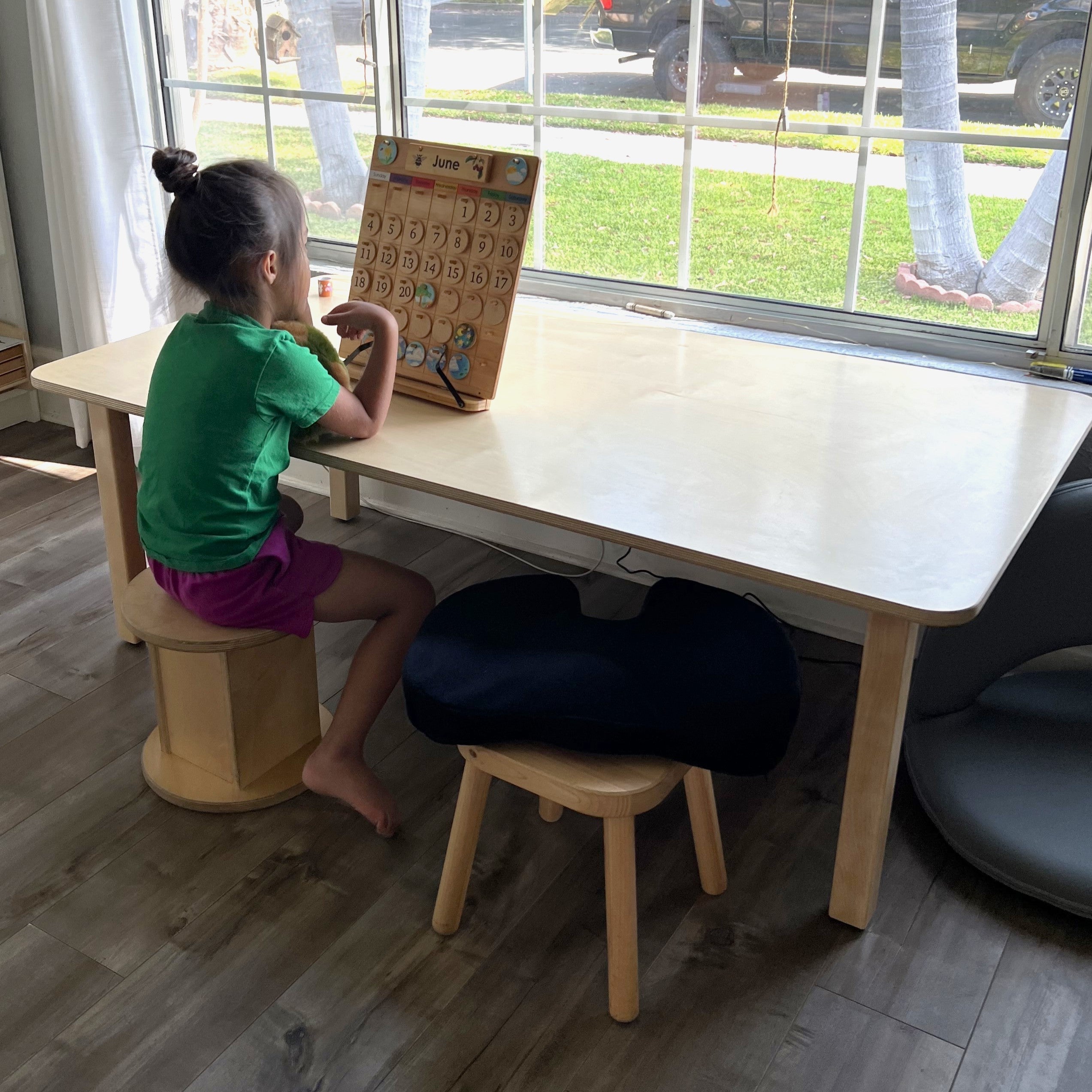 Furniture: Rectangle Table