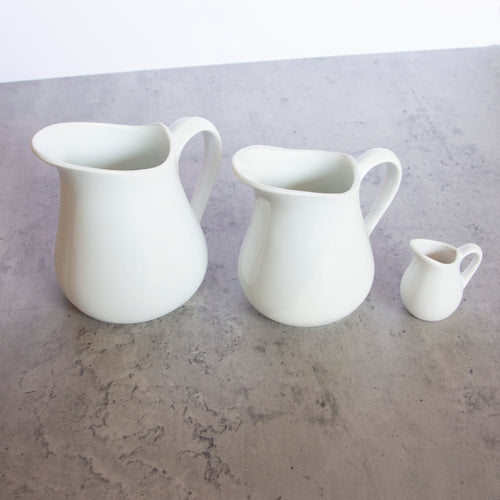 Creamer/Pitcher: Porcelain 4 oz.